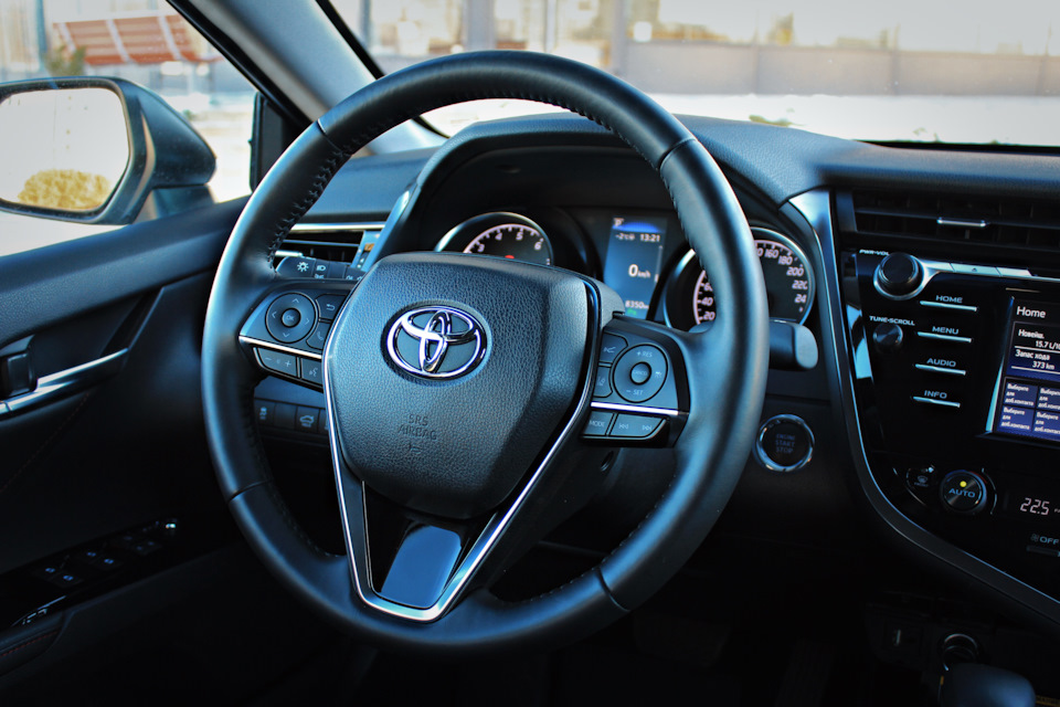 toyota camry белая с черной крышей. Смотреть фото toyota camry белая с черной крышей. Смотреть картинку toyota camry белая с черной крышей. Картинка про toyota camry белая с черной крышей. Фото toyota camry белая с черной крышей