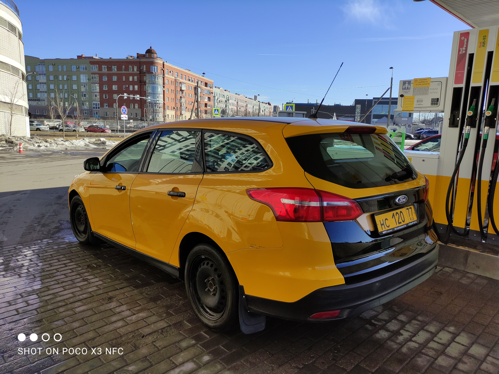 А вот, меня тут загадка душит — Ford Focus III Wagon, 1,6 л, 2016 года |  наблюдение | DRIVE2