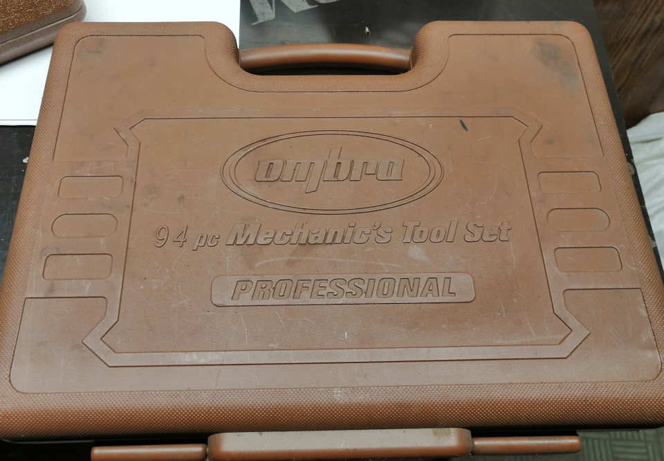 Ключ-крест баллонный, инерционный — Ford S-Max (1G), 2 л, 2008 года ...