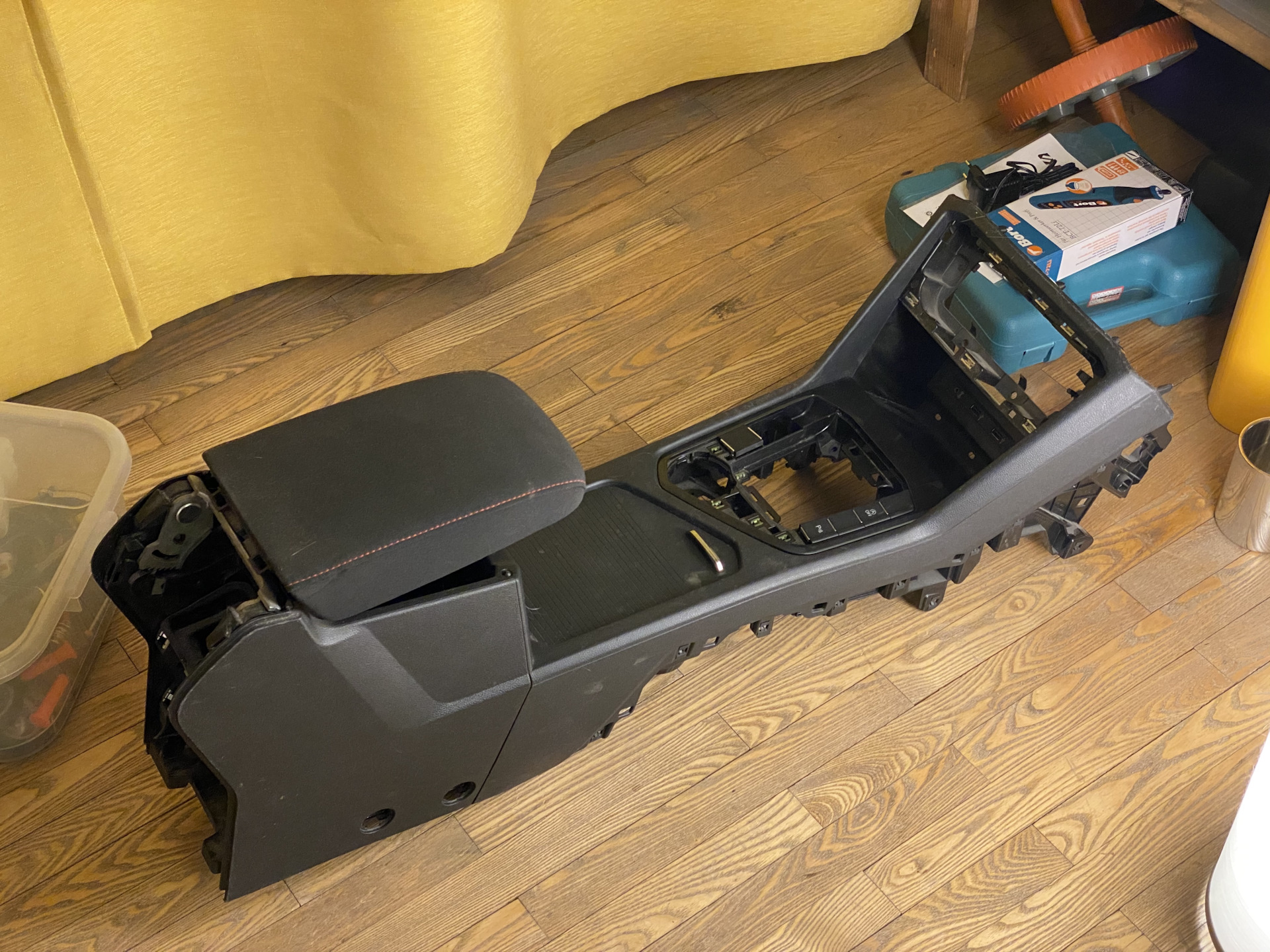 02 • Подстаканник здорового человека — Volkswagen Tiguan (2G), 2 л ...