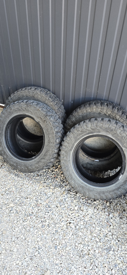 Шины всесезонные Кама/Нижнекамскшина 205/70 R15 на Lada 2131, Lada 4x4 ...