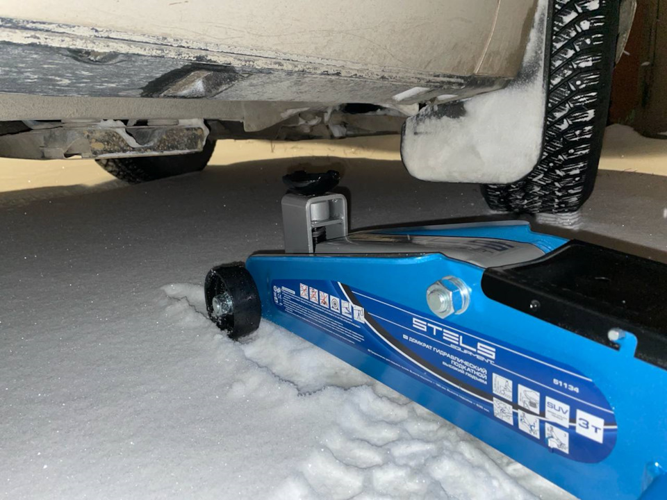 Неожиданность при переобувании — прокручивается шпилька колеса — Suzuki ...