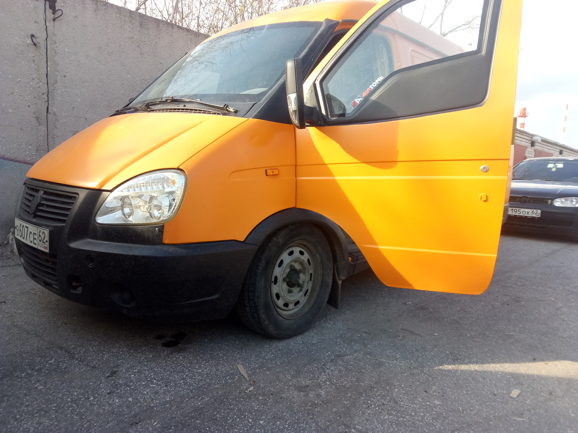 вот он апельсинчик — ГАЗ Соболь, 1,7 л, 2004 года | стайлинг | DRIVE2