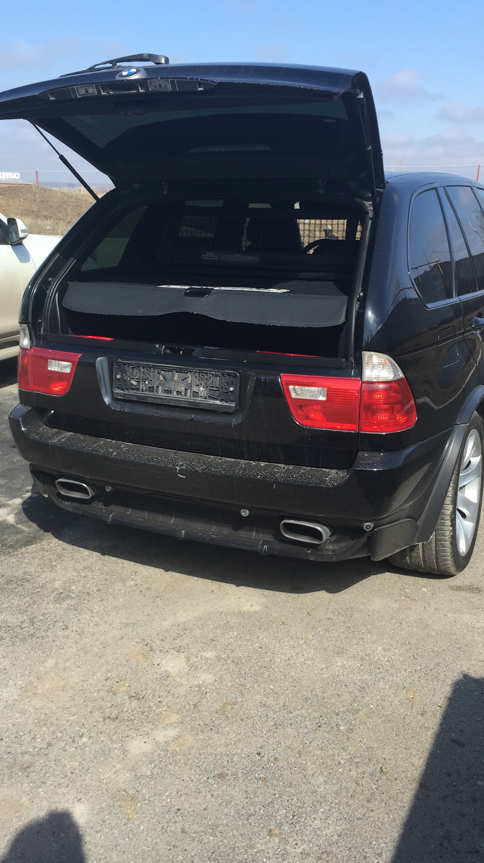 Закрылся икс, ключи в салоне — BMW X5 (E53), 4,8 л, 2004 года | своими  руками | DRIVE2