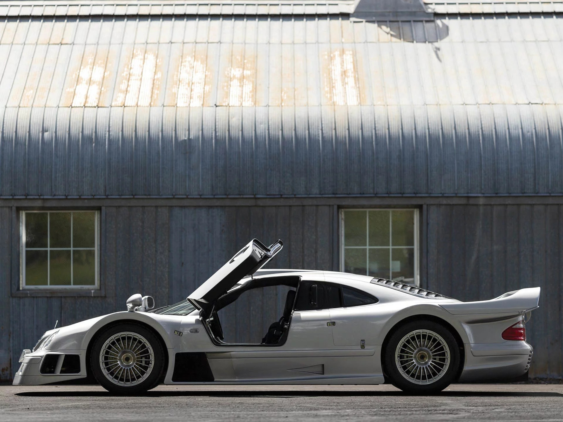 Mercedes Benz CLK GTR 1997