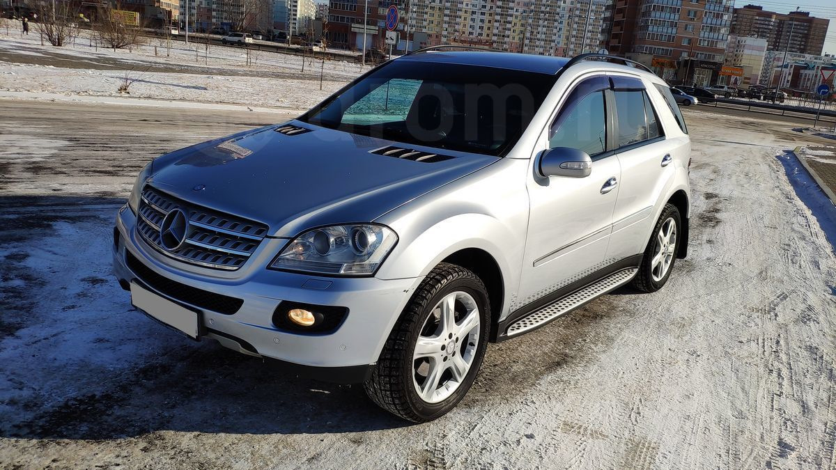 Мерседес мл 350 2005. Mercedes-Benz ml 350 2005. Мерседес мл 350 2008 ДПС. Мерседес мл 2008 зад. Мл 350 2005 г нет потока воздуха на левой стороне.