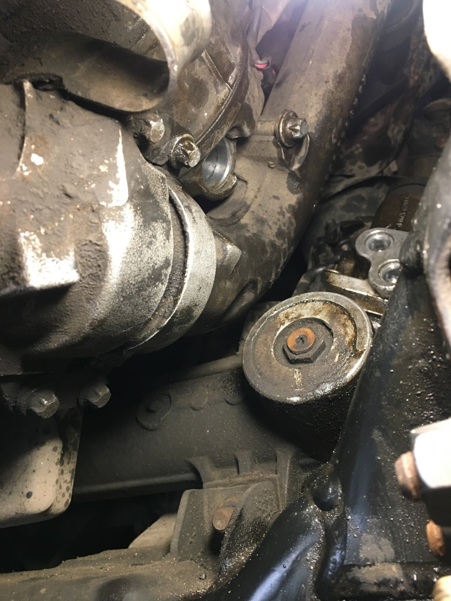 Замена управляющего клапана на компрессоре кондиционера — Mercedes-Benz ...