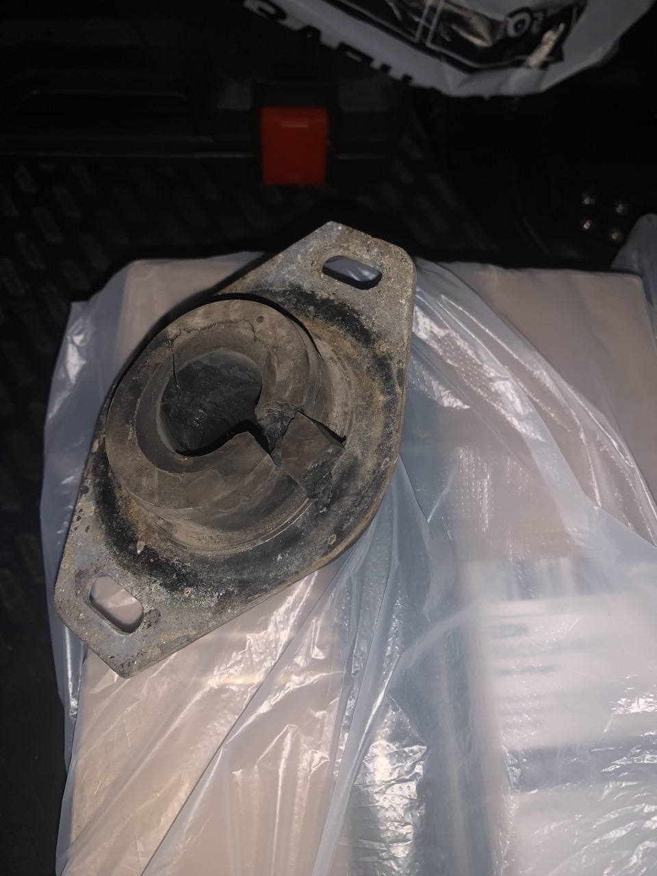 Вибрация на холостых — Peugeot 308 (1G), 1,6 л, 2008 года | своими ...