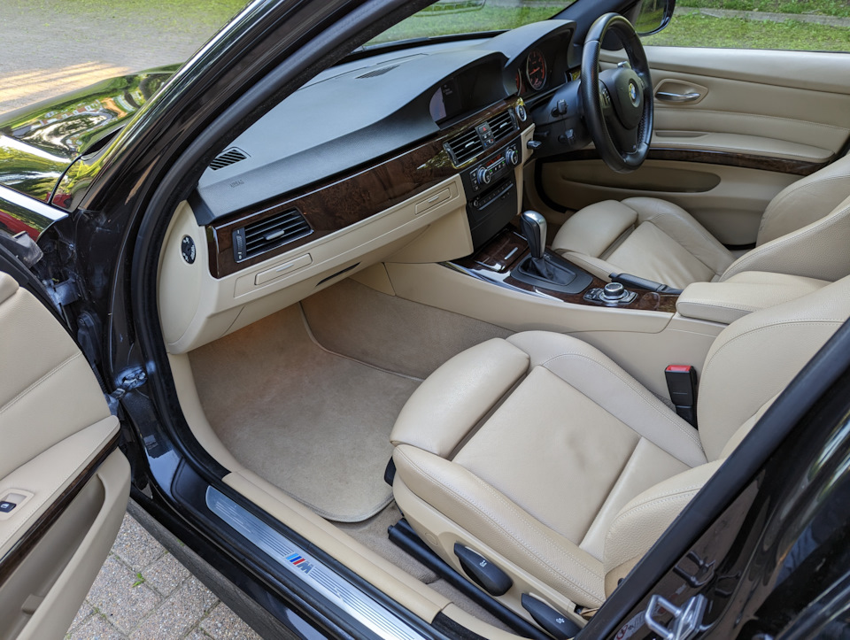 Фото в бортжурнале BMW 3 series (E90)
