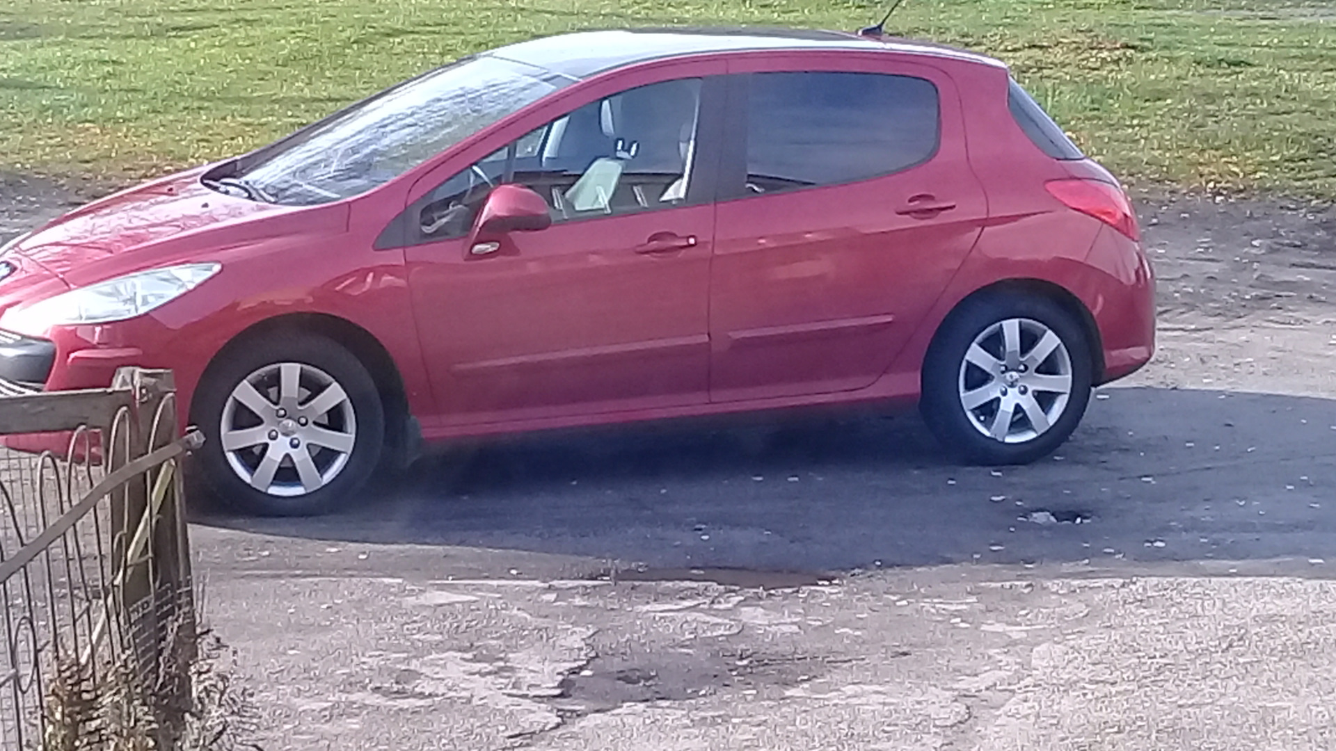 Peugeot 308 (1G) 1.6 бензиновый 2010 | на DRIVE2