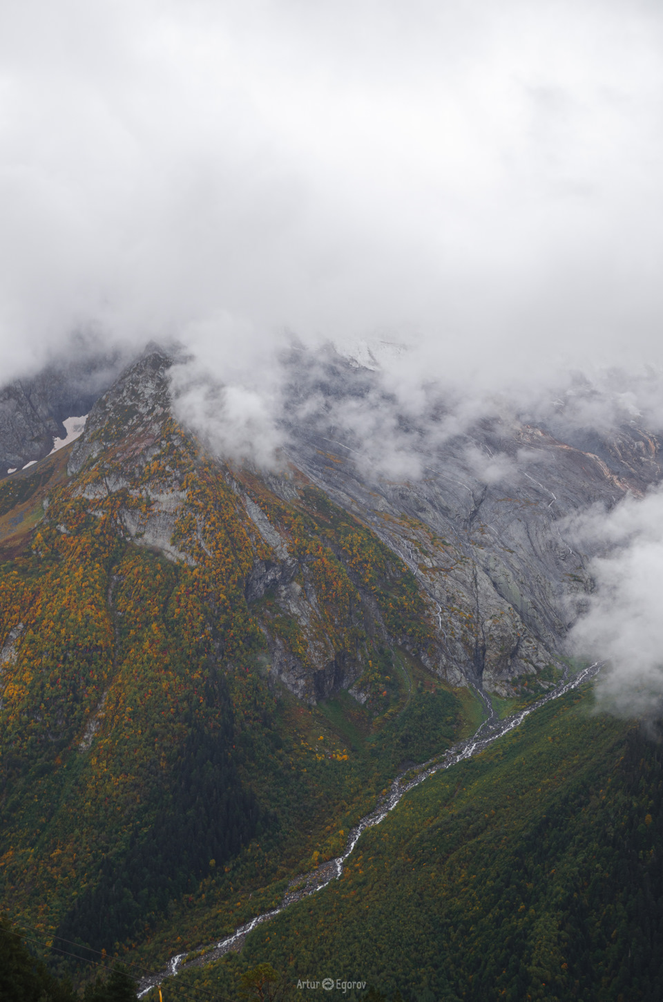 L6eKjAdN3PwttZ1929d77csZ2d4 960 дождь в домбае что делать