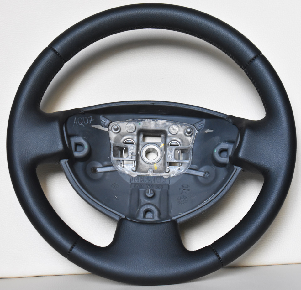 Руль Renault Logan 1(2G) Sandero Largus Almera 07 на Renault Logan (1G ...