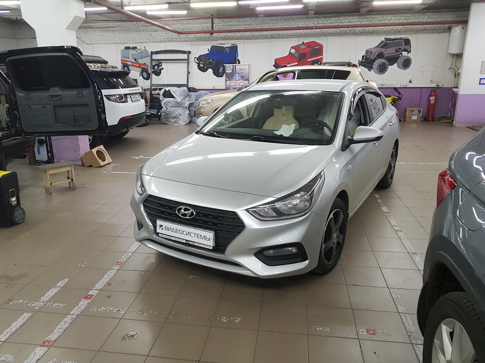 HYUNDAI SOLARIS, Андроид вместо штатной магнитолы, полная шумка, замена ...