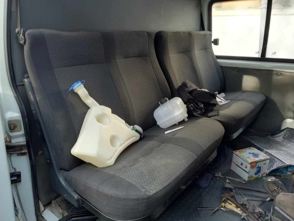 Ремни безопасности и ящик — ГАЗ Газель, 2,7 л, 2010 года | своими ...