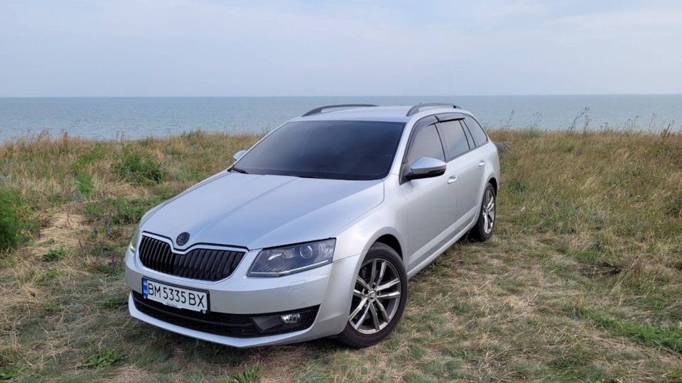Замена задних амортизаторов — Skoda Octavia A7 Mk3, 1,8 л, 2014 года ...