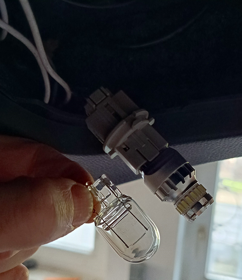 Dashcam Xiaomi mai 70 S1, светодиод в фонарь З/Х и Jump Starter