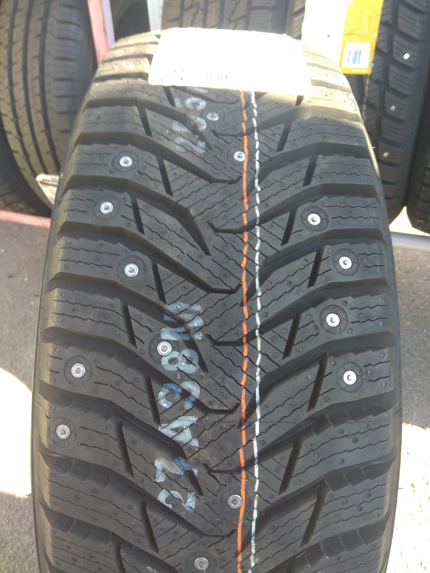 Зимняя шины kumho r15 65. Шины Marshal WINTERCRAFT Ice wi31. Kumho (Кумхо) WINTERCRAFT Ice wi31. 205/65 R16 Kumho wi31 99t. Marshal wi31 205/60 r16 92t.