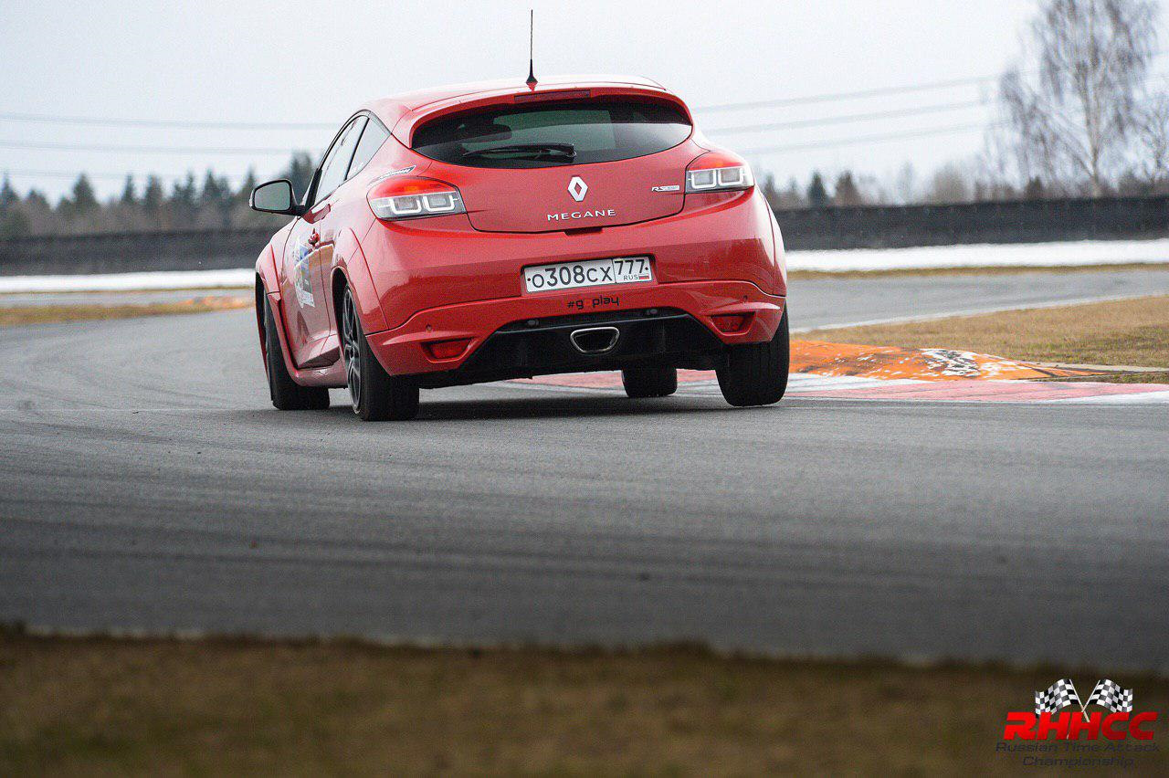 Kurir rs sport. Renault Megane RS Sport на 18. 308.