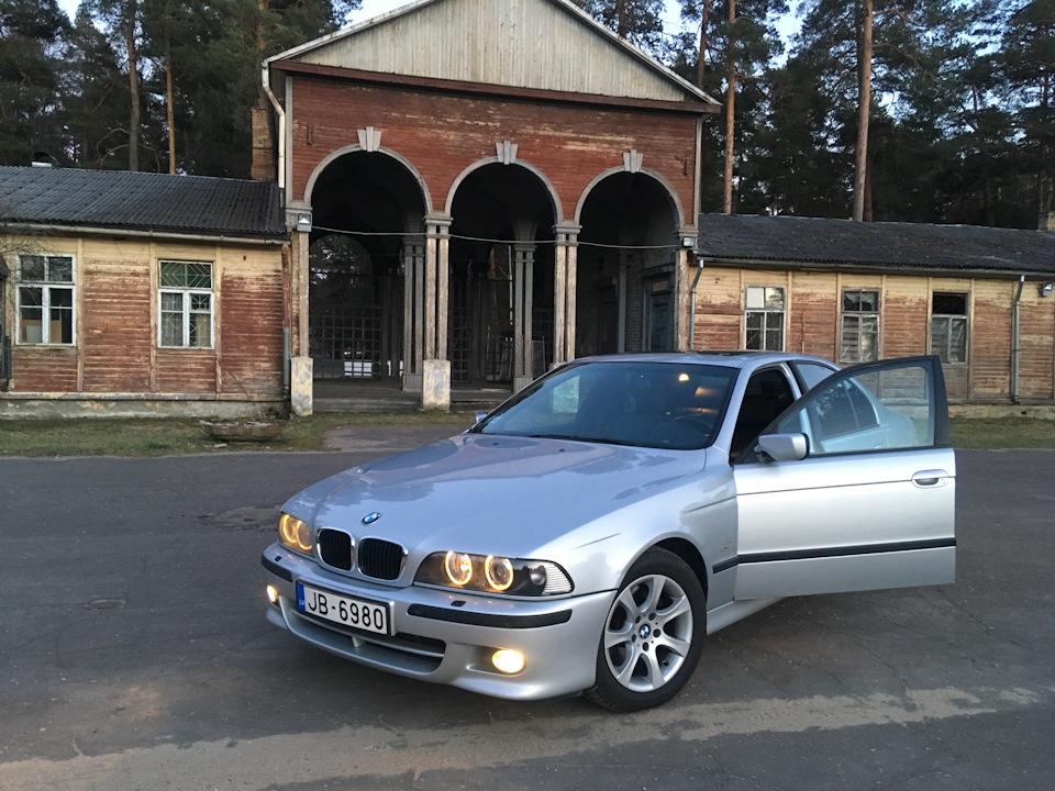 Фото в бортжурнале BMW 5 series (E39)