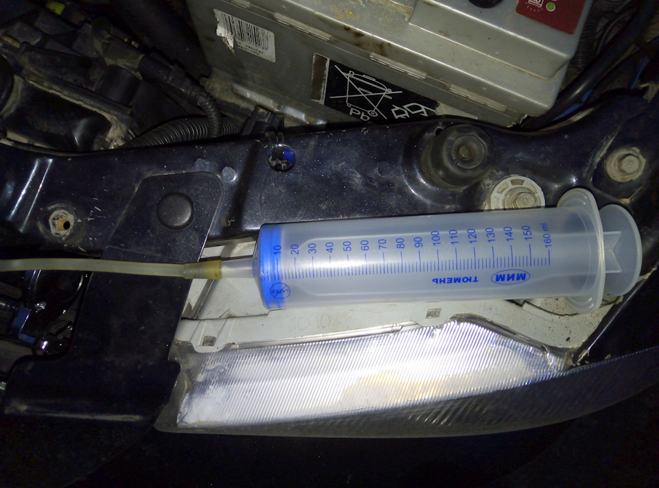 Домкрат CHRYSLER за 230р! Чистка РХХ. Масло в коробку с новым шприцом ...