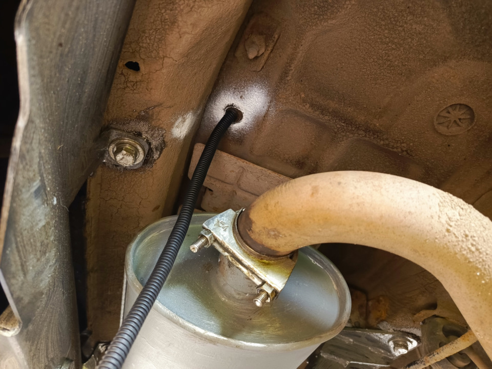 На улице вот так… — Chevrolet Niva GLX