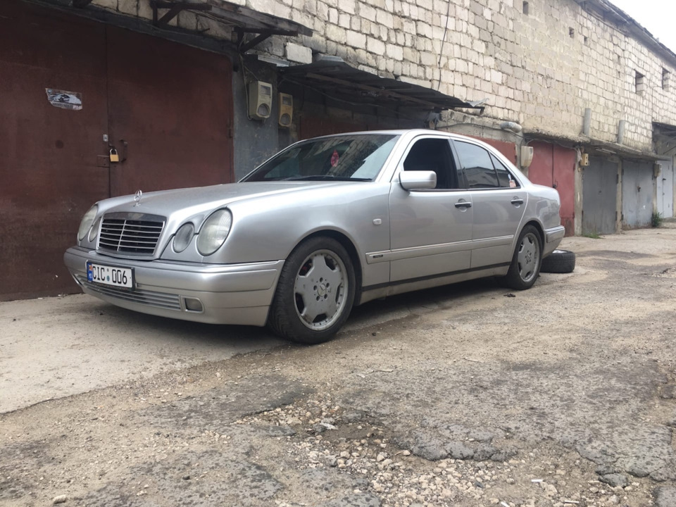 Mercedes Benz w210 Monoblock