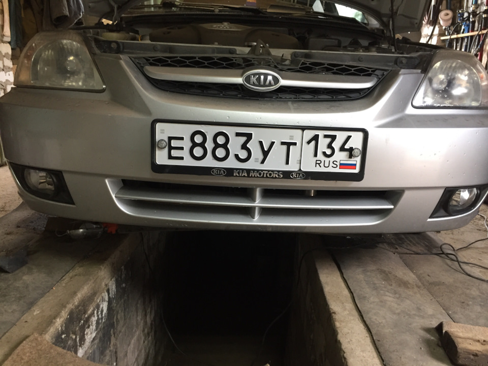 #90 Профилактика передних стоек — Ford Focus II Sedan, 1,8 л, 2008 года ...
