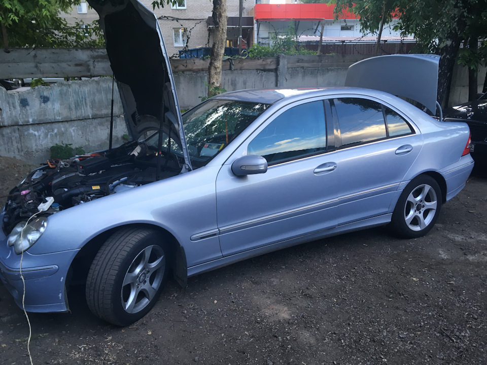 Фото в бортжурнале Mercedes-Benz C-class (W203)