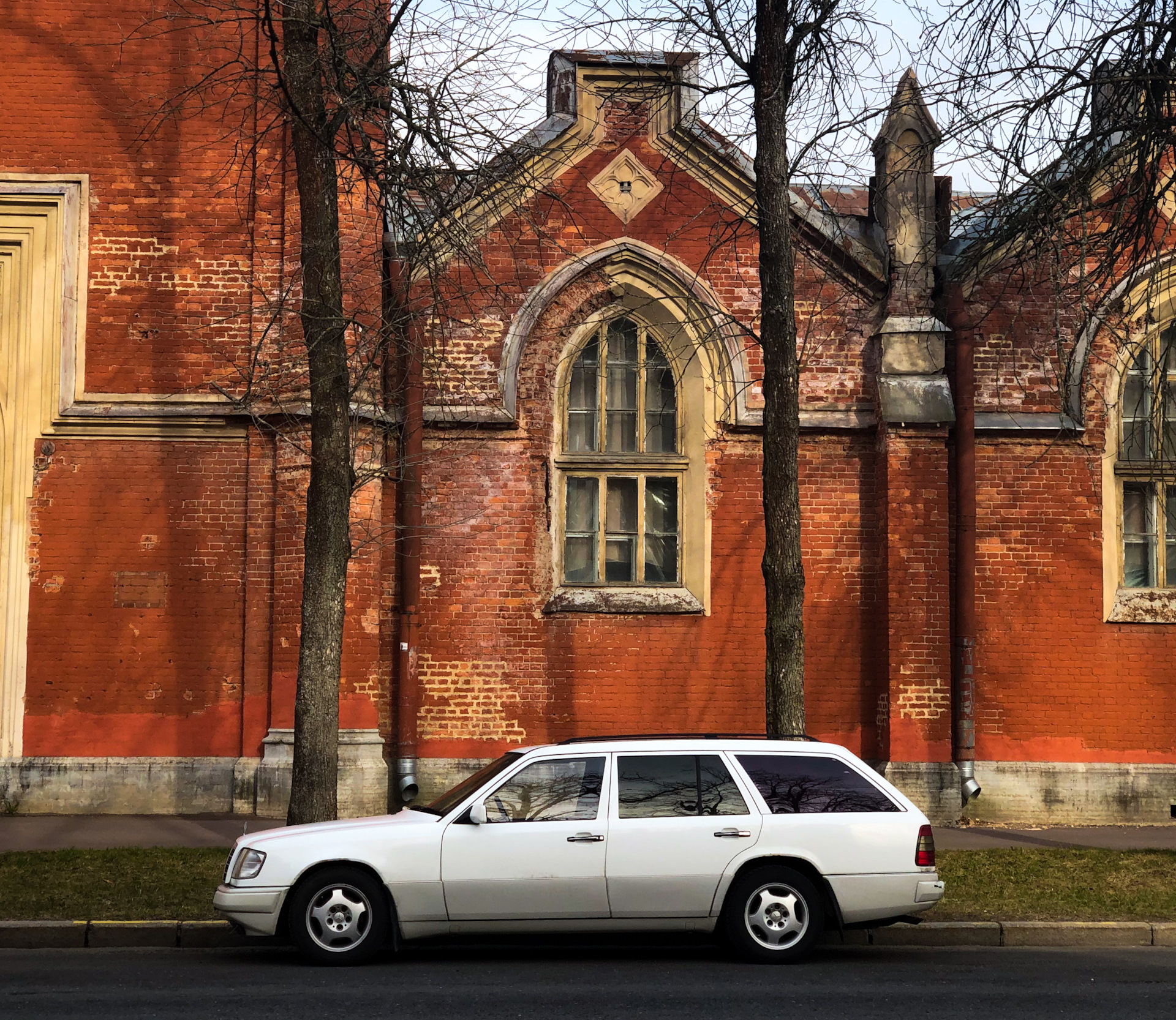 Путешествие Нижний Новгород — Санкт-Петербург — Mercedes-Benz E-class  Estate (S124), 2 л, 1994 года | путешествие | DRIVE2