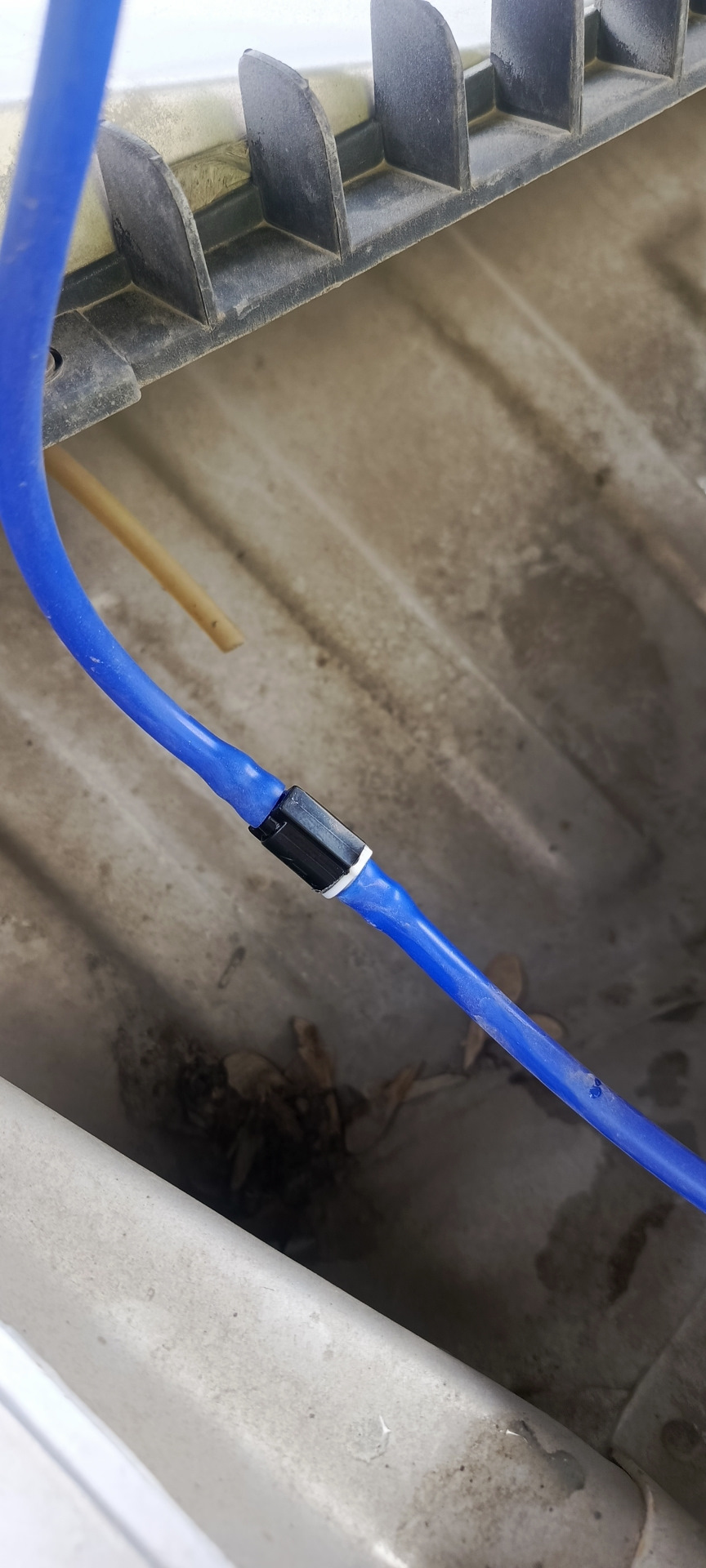 Обратный клапан омывайки — Lada 2114, 1,5 л, 2007 года | аксессуары ...