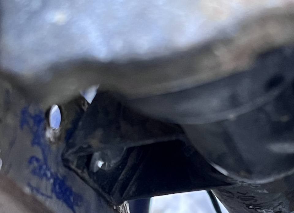 Радиатор охлаждения от классики — ИЖ 2126, 1,6 л, 2004 года ...