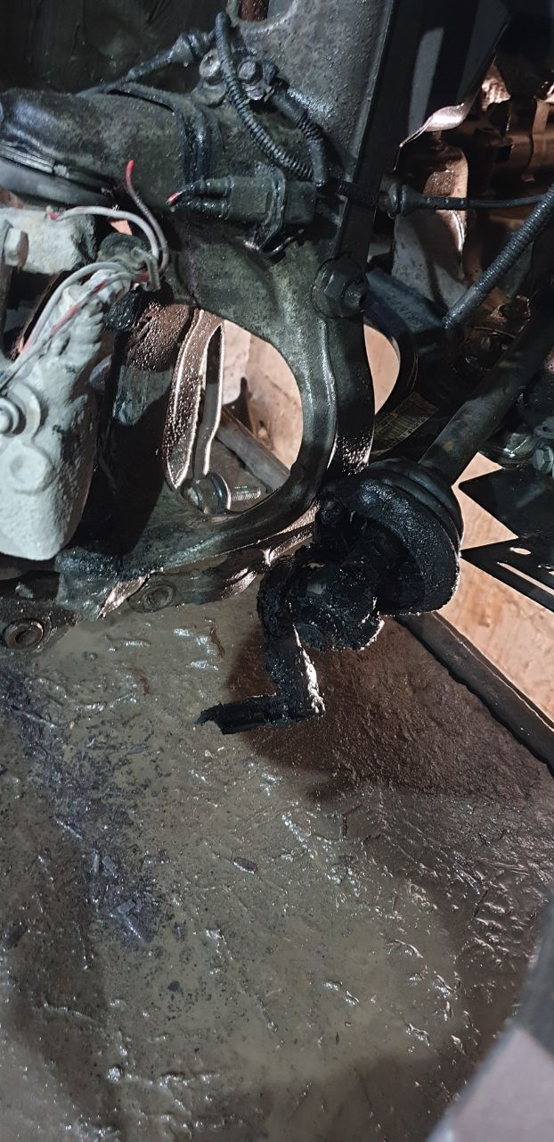 Сломался внешний ШРУС — Peugeot 407, 2 л, 2005 года | поломка | DRIVE2