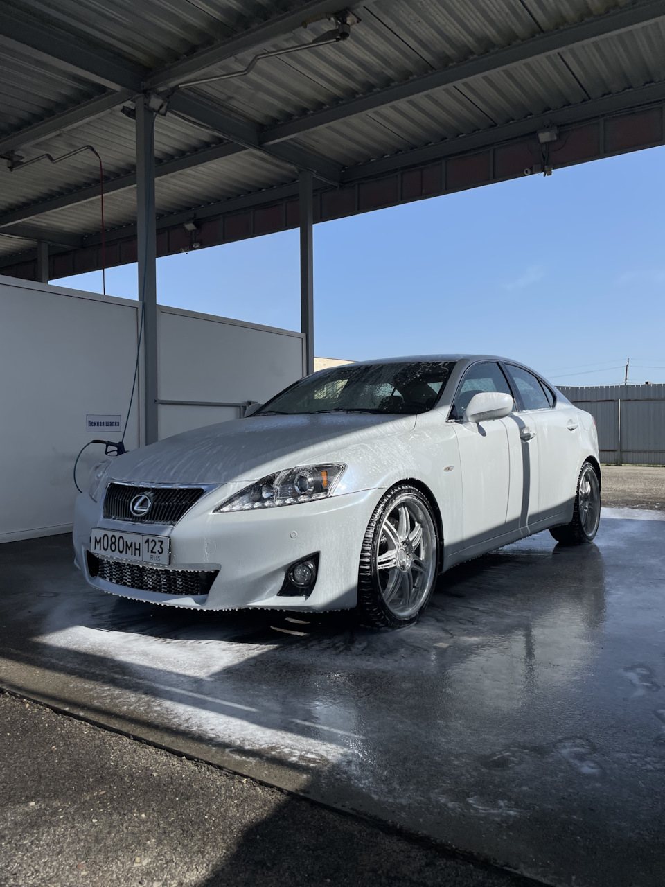 Тонировка 35% в круг — Lexus IS II, 2,5 л, 2008 года | стайлинг | DRIVE2