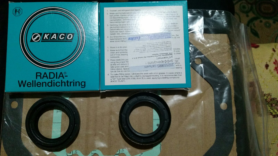 Замена обоих сальников привода коробки передач и сальника кулисы ...