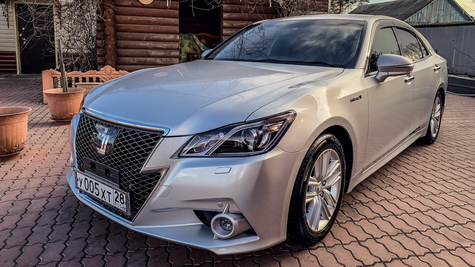 Toyota Crown (S210) 2.5 гибридный 2015 | Athlete G Hybrid на DRIVE2