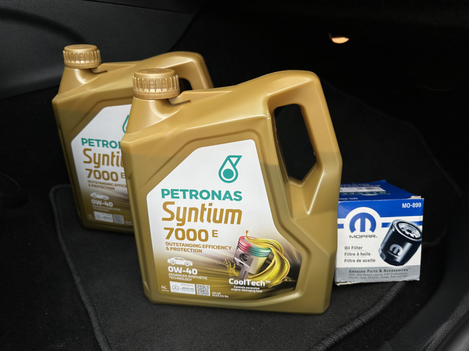 Замена масла на Petronas — Jeep Grand Cherokee SRT-8 (WK2), 6,4 л, 2020 ...