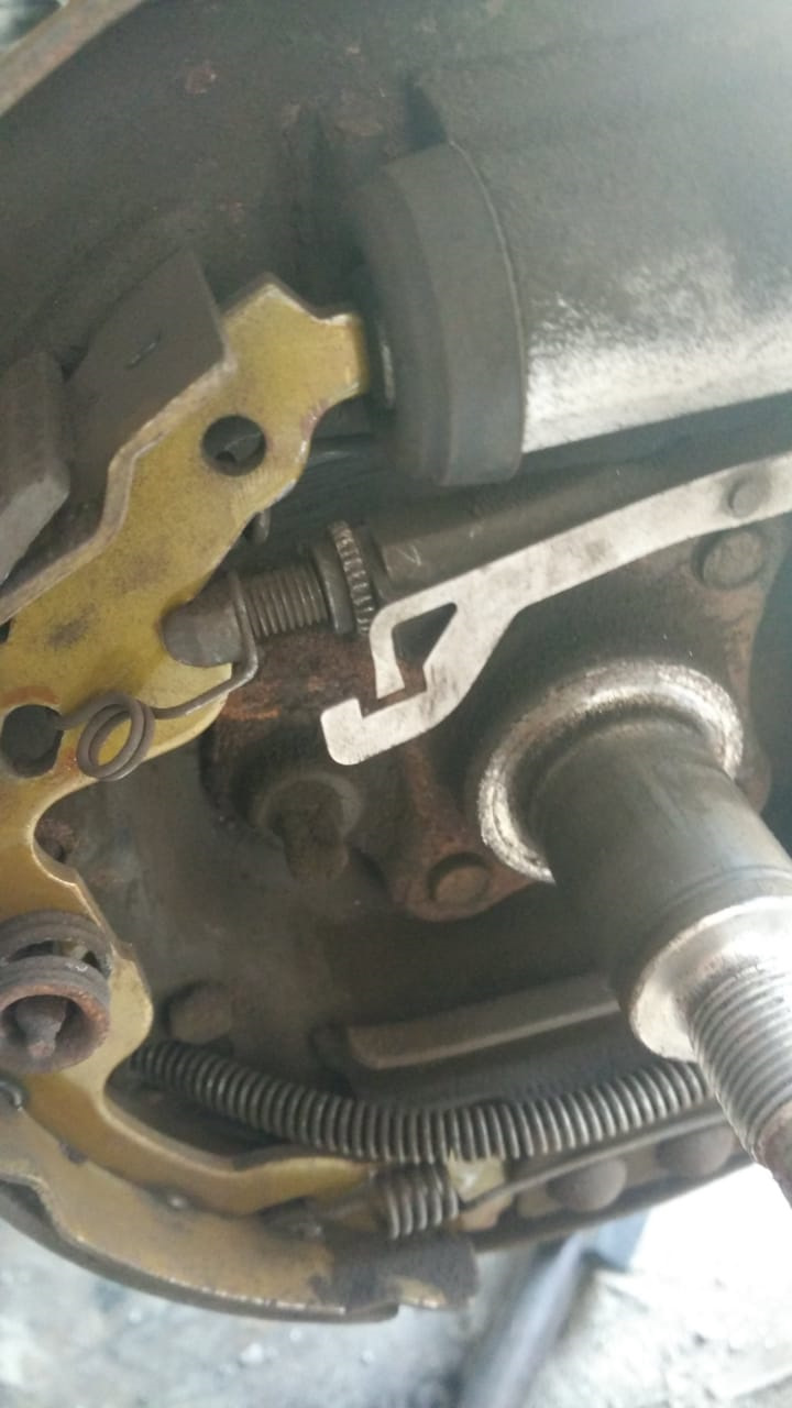 Проточка задних барабанов — Suzuki Swift (2G), 1,3 л, 2006 года | визит ...