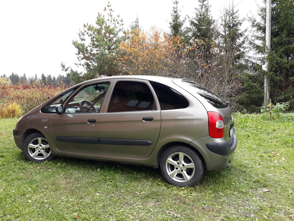 Расход масла 2 литра на 1000км, или как я решил поменять сальники ...