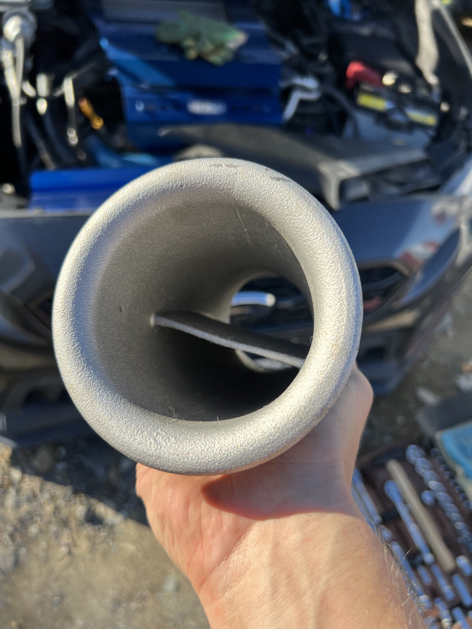 Кусочек алюминия с направляющей внутри) — Subaru Levorg (VM)