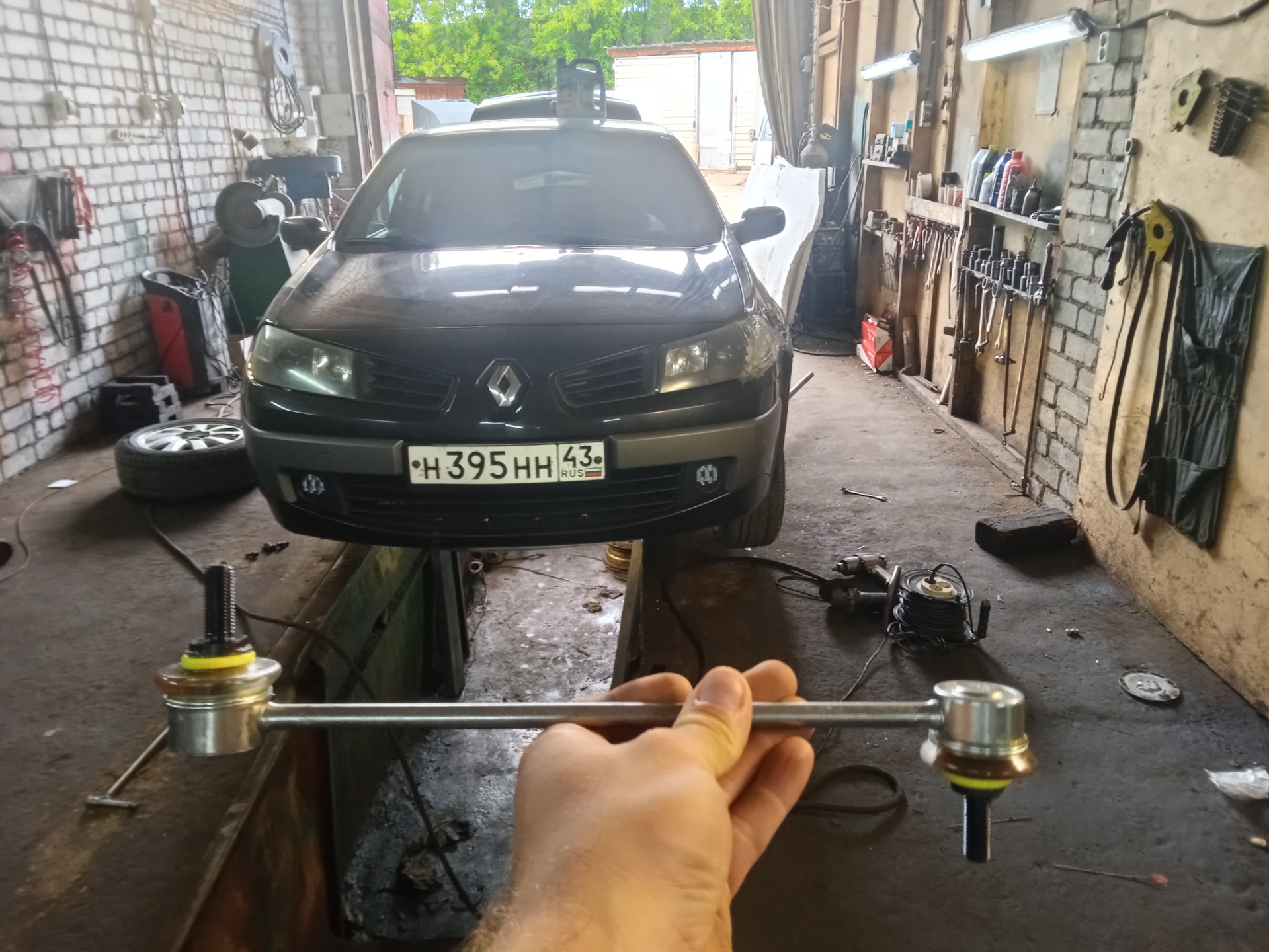Подвеска Меган 2 — Renault Megane II, 1,6 л, 2006 года | запчасти | DRIVE2
