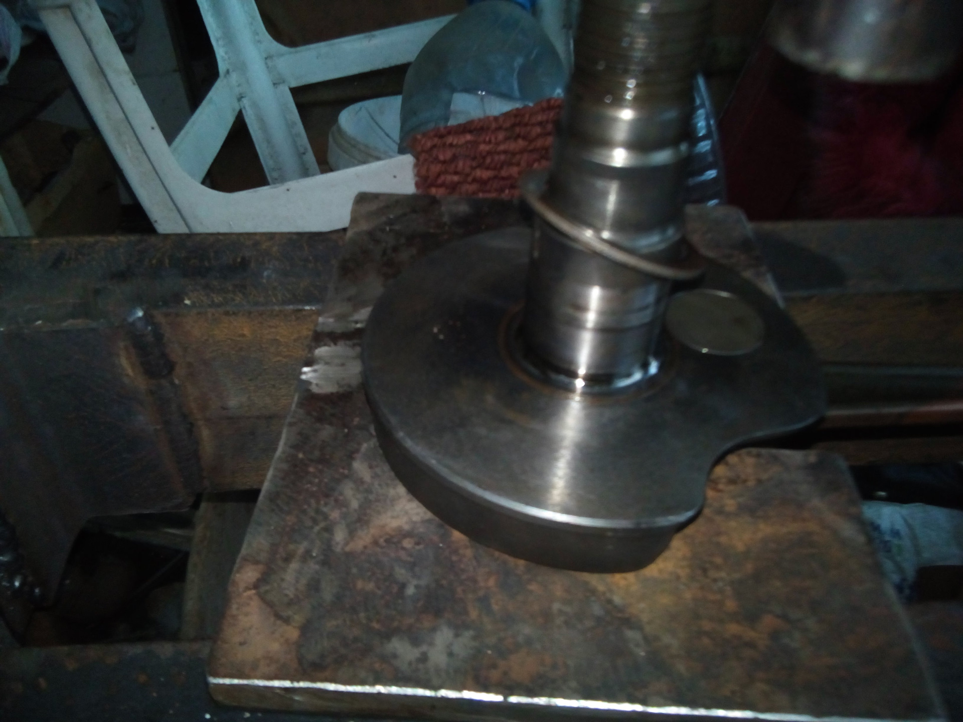 вкладыши коленвала камаз 740. 10. 4 трещина. коленвал 125сс альфа. разобрать коленвал.