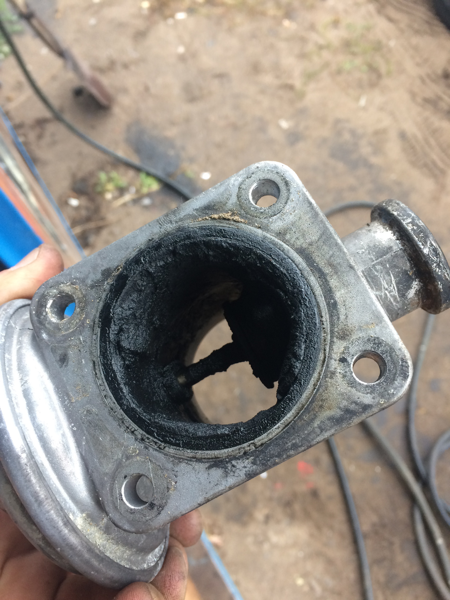 Заглушка егр хонда цивик. Разобрать клапан егр honda jazz. Разборка егр. Lr082308 трубопровод egr разбор velar. Заглушка егр bls.