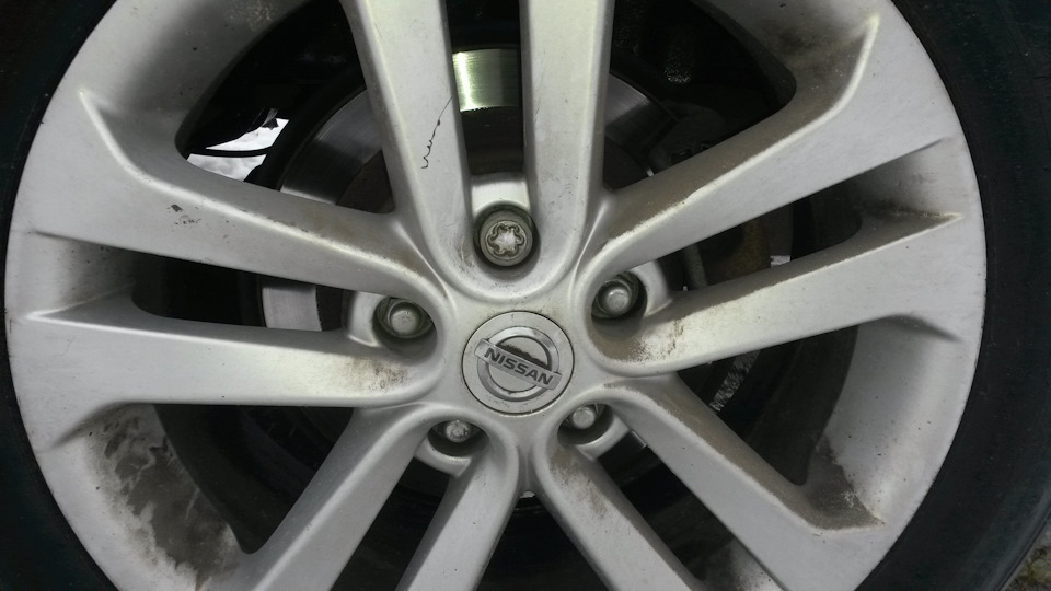 Снятие секретки без ключа (продолжение) — Nissan Juke (1G), 1,6 л, 2014 ...