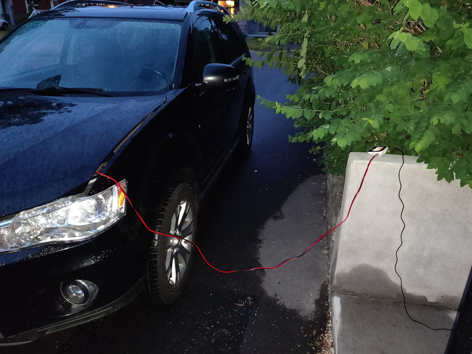 На зарядку становись! — Mitsubishi Outlander XL, 3 л, 2010 года ...