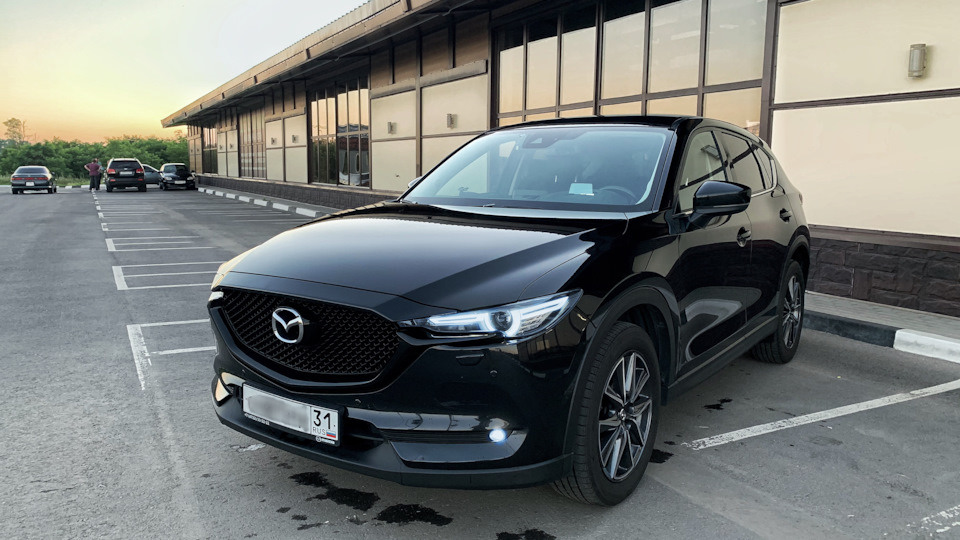 Темная 5. Mazda CX 5 антихром. Mazda CX 5 черная. Mazda CX 5 2021 черная. Mazda cx5 2020 черная.