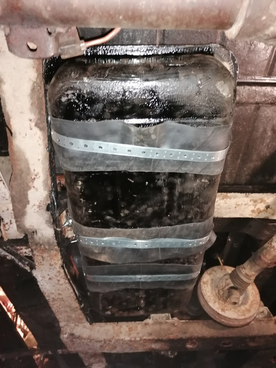 Установка бензобака и новой топливной системы — ГАЗ 69, 2 л, 1956 года ...