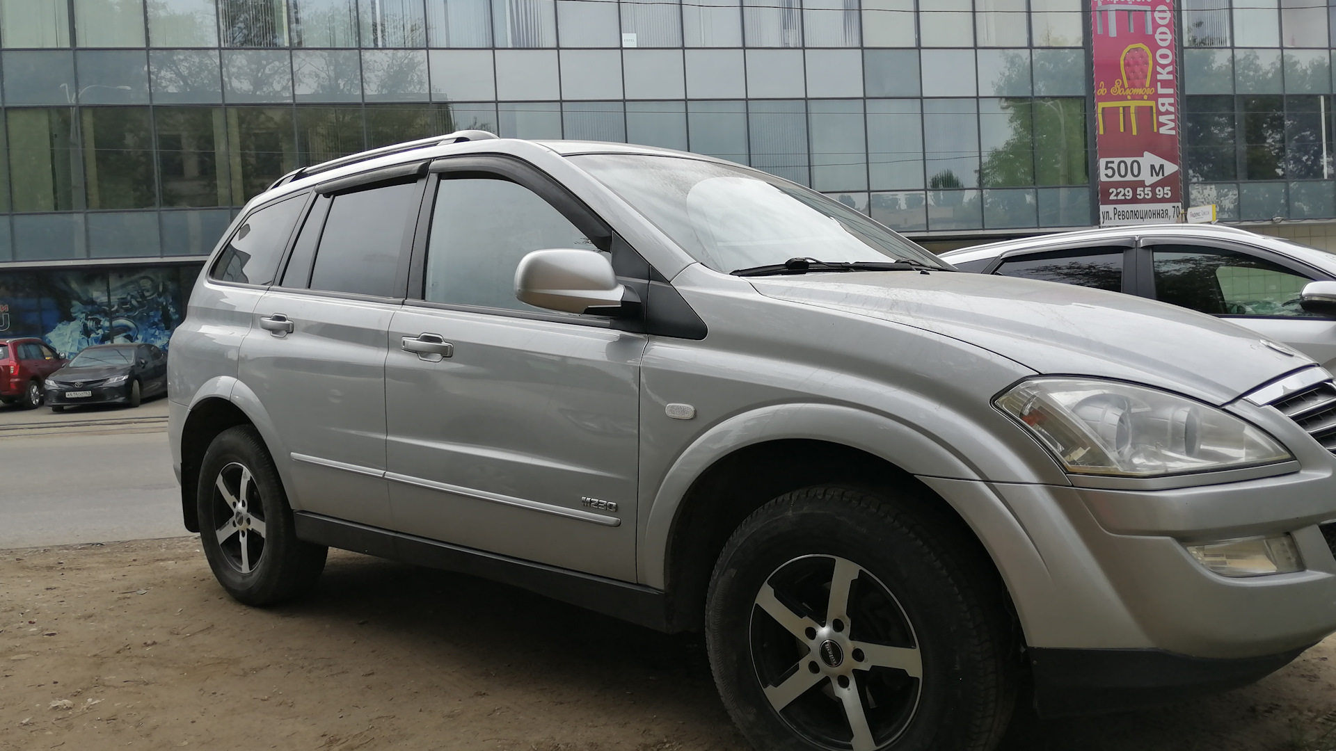 Ssangyong kyron обзор. SSANGYONG Kyron обзор 2008. Диван Кайрон отзывы.