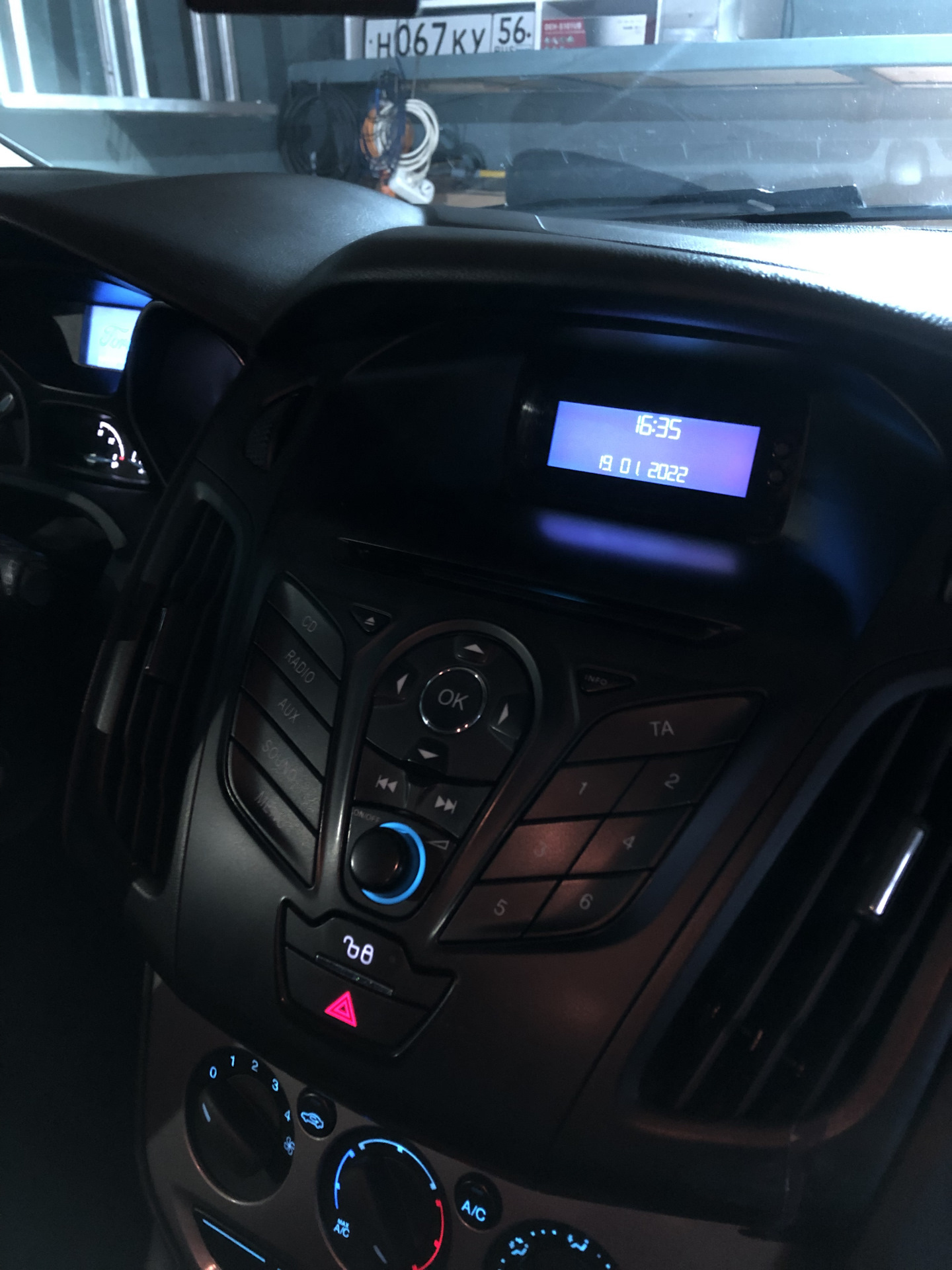 Как подключить телефон к фокус 3. Магнитола форд транзит 2015. Крепление для телефона форд фокус 3. Как подключить телефон к фокус 3. Ford focus 3 bluetooth адаптер.