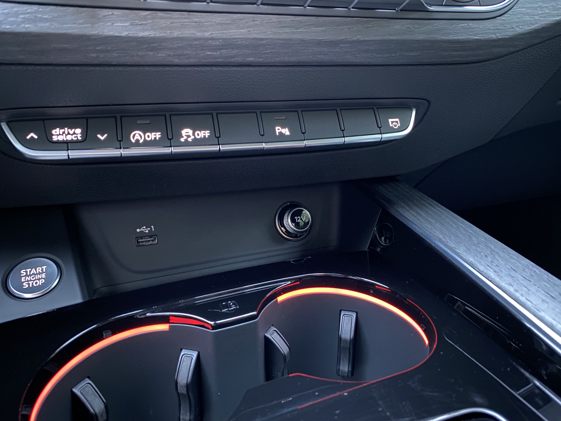 Немного полезных мелочей — Audi A5 (2G), 2 л, 2020 года | аксессуары ...