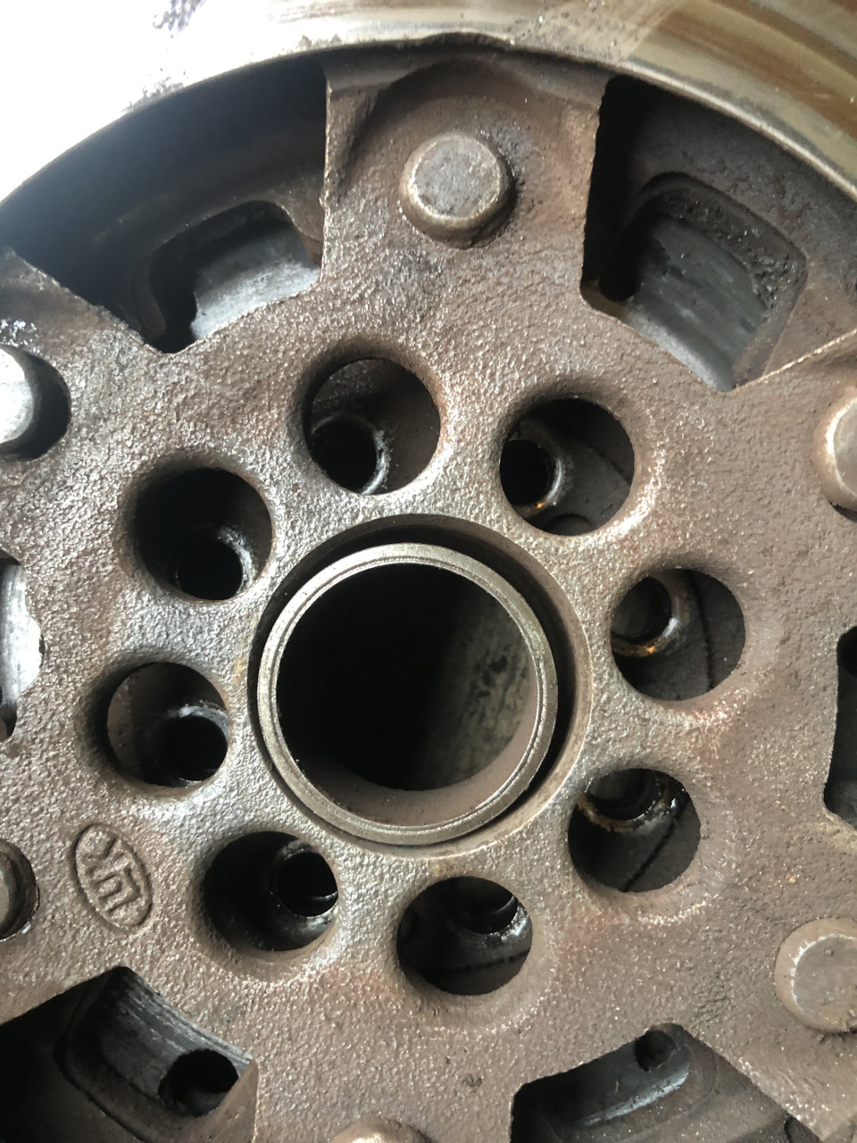 Замена двухмассового маховика на одномассовый. — Opel Corsa D, 1,3 л ...